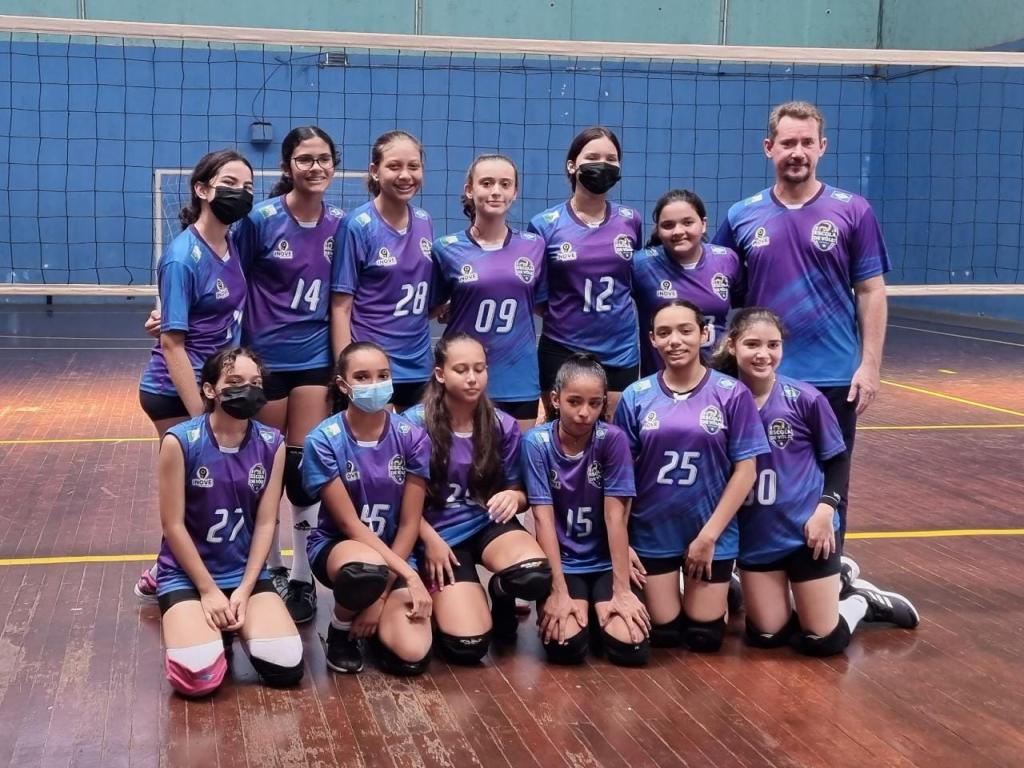 Equipe de volei do CEMA