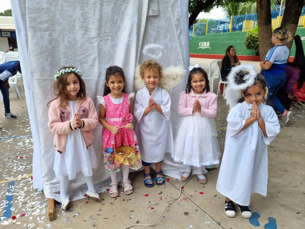 Coroação Nossa Senhora  - Infantil II - Professora ROSÂNGELA