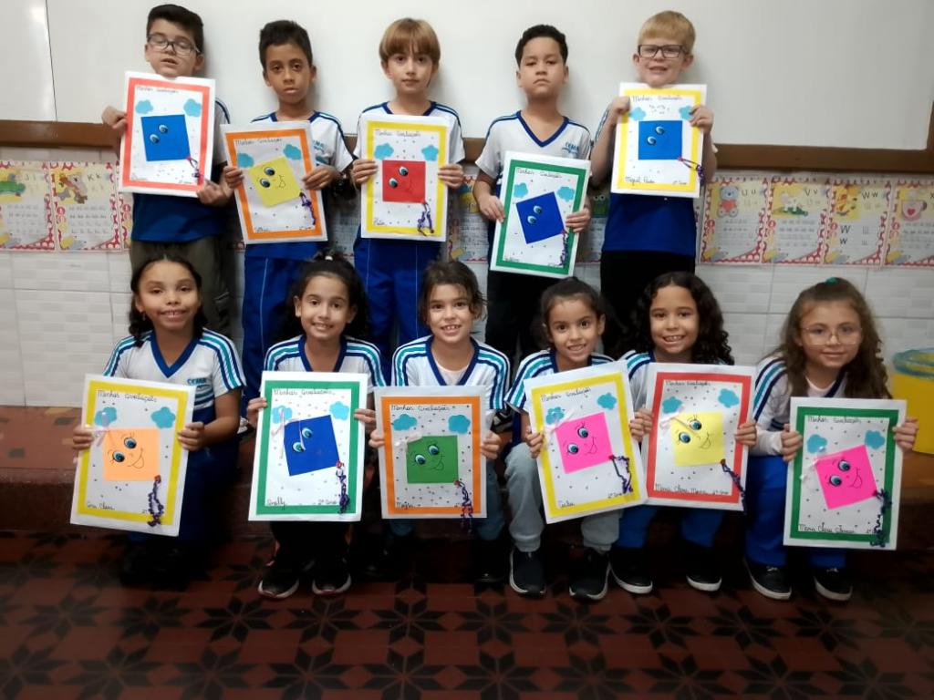 Entrega dos Envelopes das Avaliações do 2º Bimestre – 2º Ano do Colégio CEMA