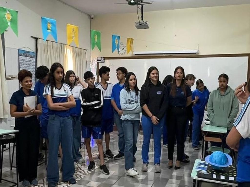 Explorando o Universo: Alunos do CEMA Vivenciam Aula de Astronomia