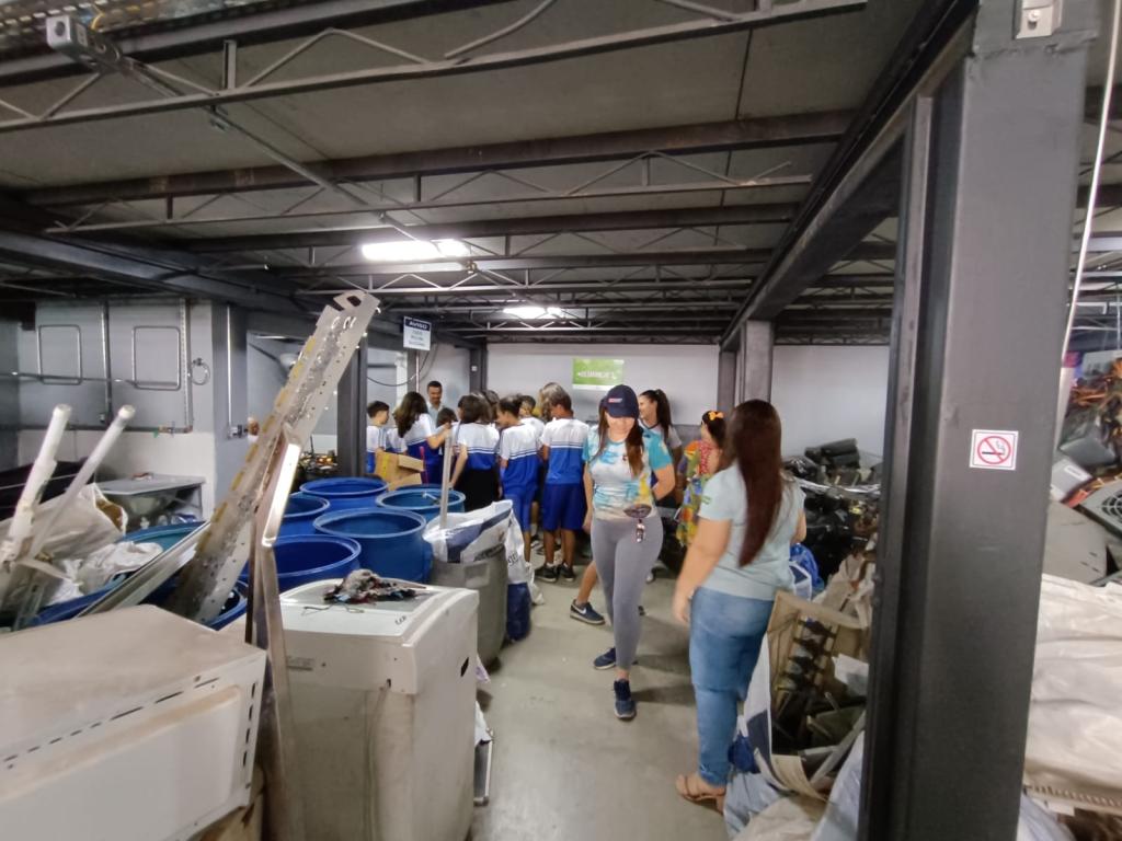 Visita Ecodescarte Reciclagem de Eletrônicos