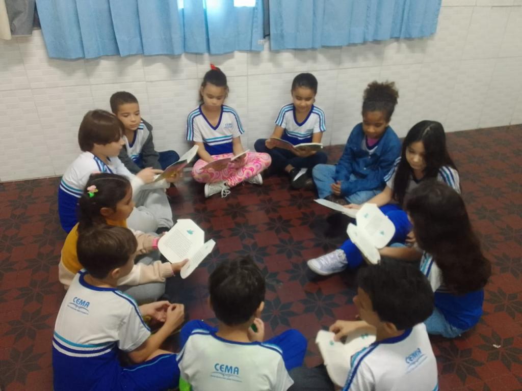 3º Ano Trabalha o “Caminho das Emoções” com Autorretrato e Reflexões Sobre Empatia