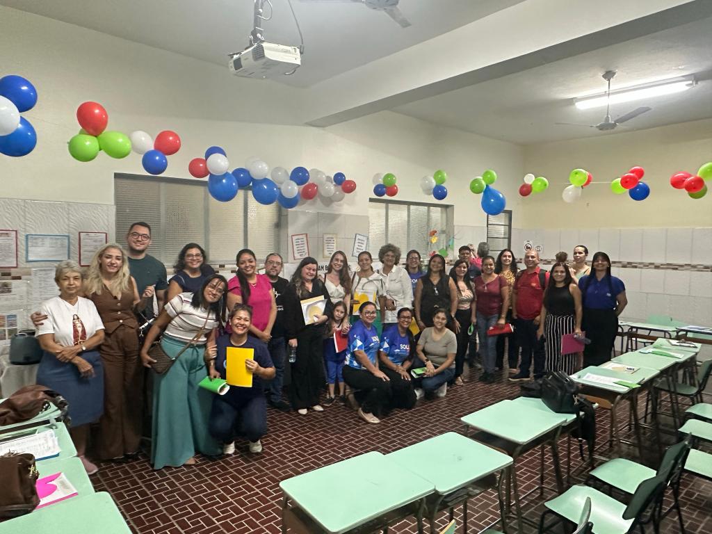 Entrega dos Envelopes do 4º Ano – Avaliações do III Bimestre no Colégio CEMA