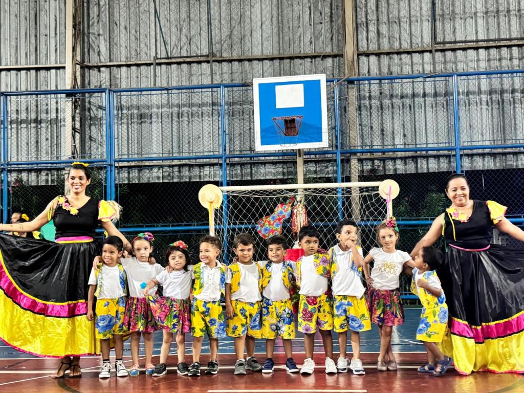 Noite Cuiabana Ilumina o Colégio CEMA com Cultura e Tradição