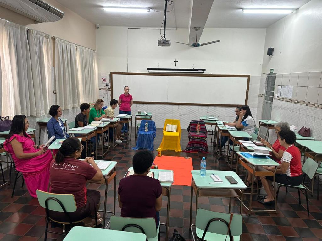 Reunião do grupo SAV - Colégio CEMA