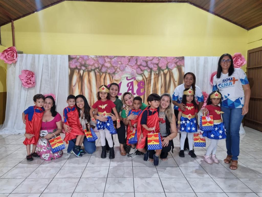 Apresentação em homenagem ao dia das Mães